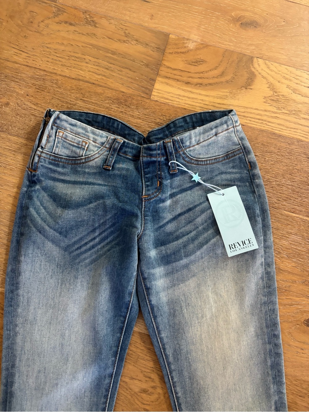 Revice NWT low waist bootcut Jeans - Picture 2 of 5